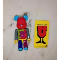 Medicom Bearbrick Series 12 Super Secret UNDEFEATED 100%