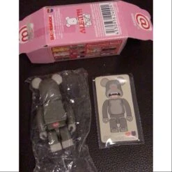 Medicom Bearbrick Series 9 Super Secret AMOS 100% 5 Medicom Bearbrick Series 9 Super Secret AMOS 100% -Toysez 10 3 73dca74c 2819 4cb2 8904 645da85bb0a0