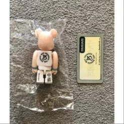 Medicom Bearbrick Series 10 Super Secret BRAHMAN White 100% 7 Medicom Bearbrick Series 10 Super Secret BRAHMAN White 100% -Toysez 10 4 e91056c2 2776 42c6 933b 8e95214f0455