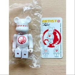 Medicom Bearbrick Series 5 Secret ARTIST FUTURA White 100%
