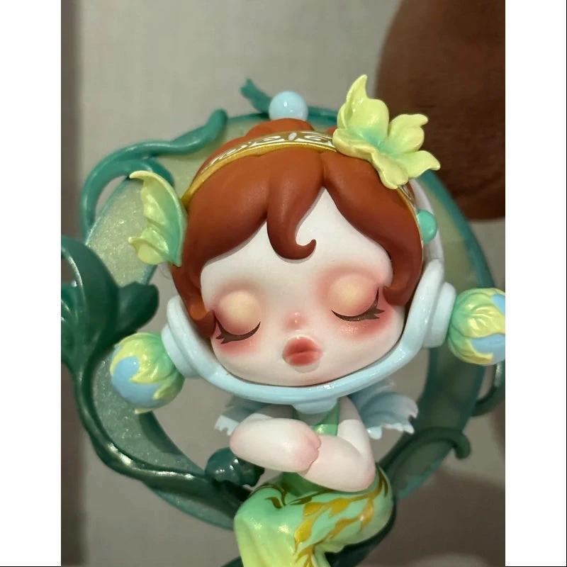 Skullpanda Spotlight Pop Mart 13th Anniversary Series Secret Skullpanda(1/144) 5 Skullpanda Spotlight Pop Mart 13th Anniversary Series Secret Skullpanda(1/144) - Image 5