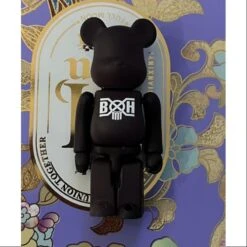 Medicom Bearbrick Series 7 Super Secret BOUNTY HUNTER 100% -Toysez 11 4 2d579894 a271 42ec b9d1 d1ddaf1bfa01