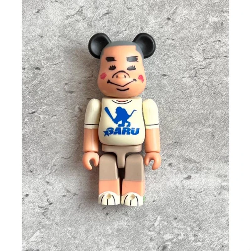 Medicom Bearbrick Series 4 Be@rbrick Secret ARTIST Inoue Santa SARU 100% 2 Medicom Bearbrick Series 4 Be@rbrick Secret ARTIST Inoue Santa SARU 100% - Image 2