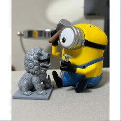 Minions Travelogues Of China Series Secret Stone Lion Sculptor Carl(1/144)