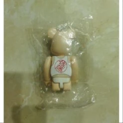 Medicom Bearbrick Series 18 Super Secret Sato 100% -Toysez 13 2 779727e4 0fbd 4e17 a63b b77928045d9c