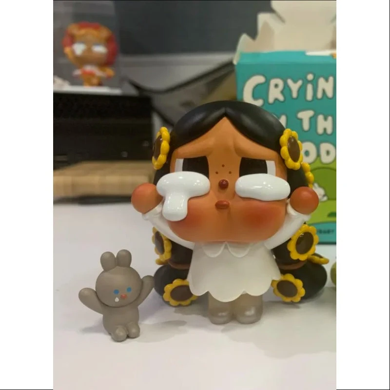 Crybaby Crying In The Woods Series Super Secret THE SACRIFICIAL SUNFLOWER VER.(1/144) 2 Crybaby Crying In The Woods Series Super Secret THE SACRIFICIAL SUNFLOWER VER.(1/144) - Image 2