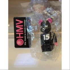 Medicom Bearbrick Series 10 Super Secret HMV Black 100% -Toysez 13 3 e3c99cad 615a 4677 8be8 c54d4feed3d4