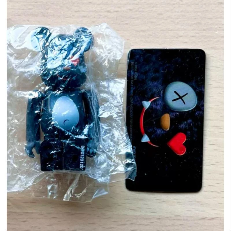 Medicom Bearbrick Series 12 Secret ARTIST ROEN MMJ BAT 100% 4 Medicom Bearbrick Series 12 Secret ARTIST ROEN MMJ BAT 100% - Image 4