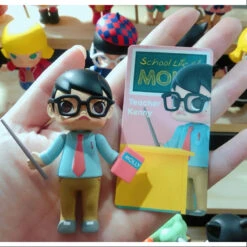 MOLLY School Life Of Molly Series Secret Teacher Kenny(1/144) -Toysez 13 4 3b4d543f 77b2 499f 93b4 1dea4cf50a22