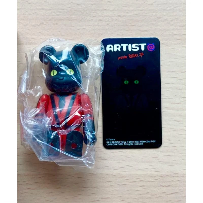 Medicom Bearbrick Series 7 Secret ARTIST 7stars Black Cat 100% 2 Medicom Bearbrick Series 7 Secret ARTIST 7stars Black Cat 100% - Image 2