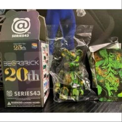 Medicom Bearbrick Series 43 SUPER Secret Pushead 100%