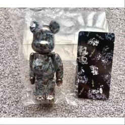 Medicom Bearbrick Series 19 Super Secret MATT BLACK 100%
