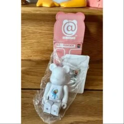 Medicom Bearbrick Series 45 SUPER Secret Nujabes 100% -Toysez 16 3 5f4144c6 af6e 4929 aee5 0cde4d136a7d