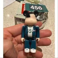 Medicom Bearbrick Series 44 Secret Squid Game Player 456 100%