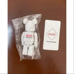 Medicom Bearbrick Series 40 SUPER Secret Coca-Cola 100% -Toysez 18 4 b248c468 8b5b 4b33 8bda 4939f02a79fb