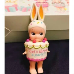 Toysez 11 Sonny Angel 15th Anniversary Cake Series Secret Rabbit Cake