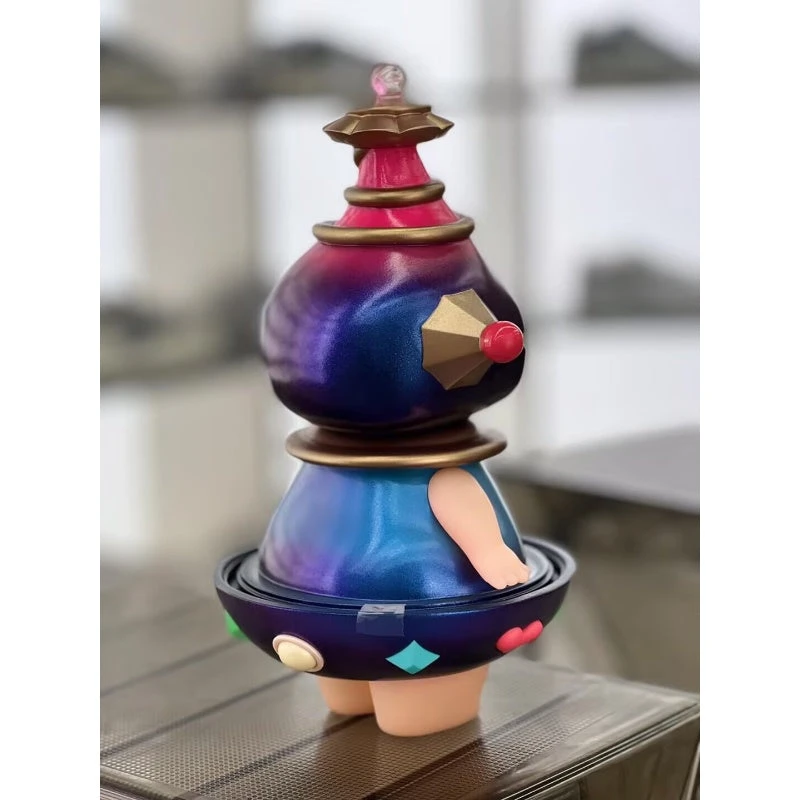 PUCKY Astronaut Galaxy Figure Limited Edition 4 PUCKY Astronaut Galaxy Figure Limited Edition - Image 4