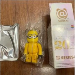 Medicom Bearbrick Series 42 Secret Minions 100% -Toysez 20 3 ad0b6ee2 9cd2 4ad9 b750 41dbe49c3639