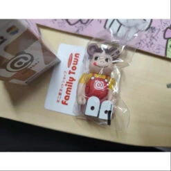 Medicom Bearbrick Series 47 SUPER Secret Peko-Chan 100%
