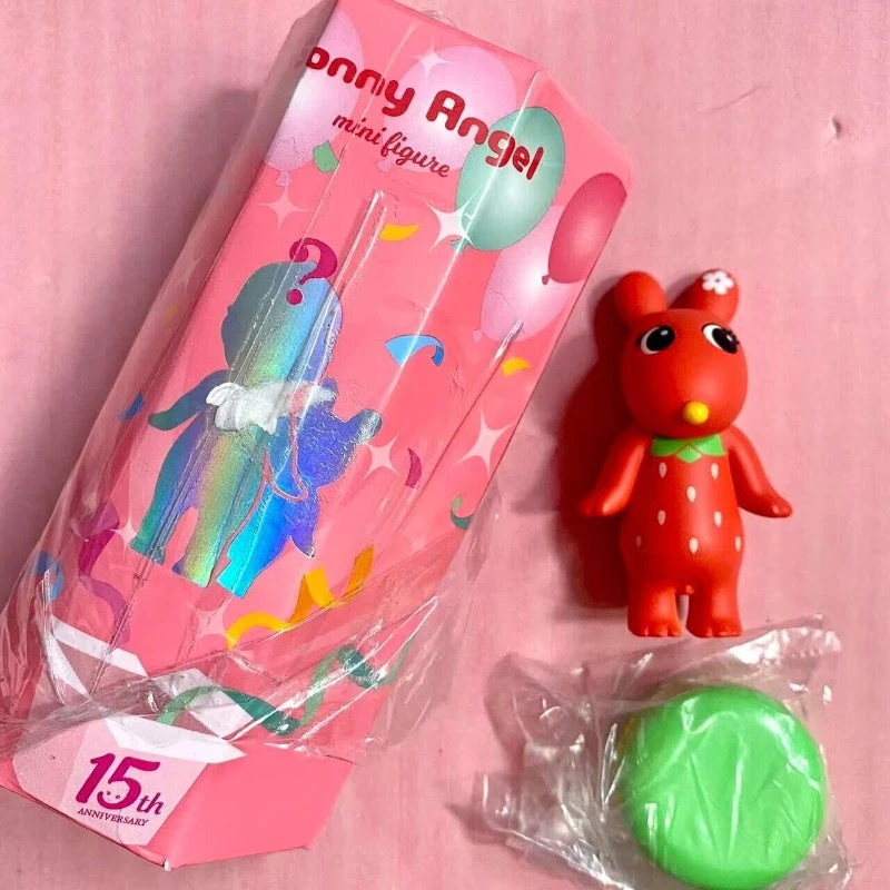 Sonny Angel 15th Anniversary Series Secret Strawberry Robby 2 Sonny Angel 15th Anniversary Series Secret Strawberry Robby - Image 2