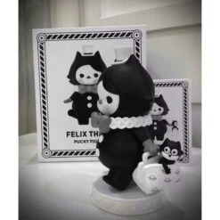 PUCKY Felix The Cat Figure Limited Edition -Toysez 5 dfeb3d59 03d2 47ed a153 1c1a5fa0605f