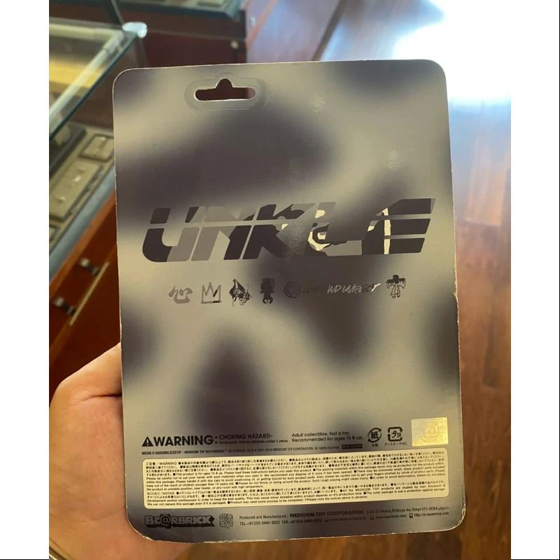Bearbrick UNKLE Futura CLEAR 100% Limited Medicom Be@rbrick 3 Bearbrick UNKLE Futura CLEAR 100% Limited Medicom Be@rbrick - Image 3