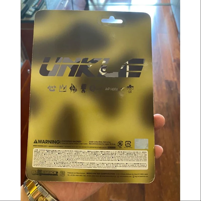 Bearbrick UNKLE Futura Golden 100% Limited Medicom Be@rbrick 3 Bearbrick UNKLE Futura Golden 100% Limited Medicom Be@rbrick - Image 3