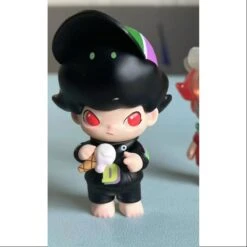 DIMOO WORLD Rapper Mini Figure Limited Edition -Toysez IMG 2687 20231211 101648