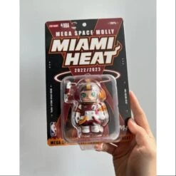 MEGA SPACE MOLLY 100% NBA Miami Heat 2023 LIMITED