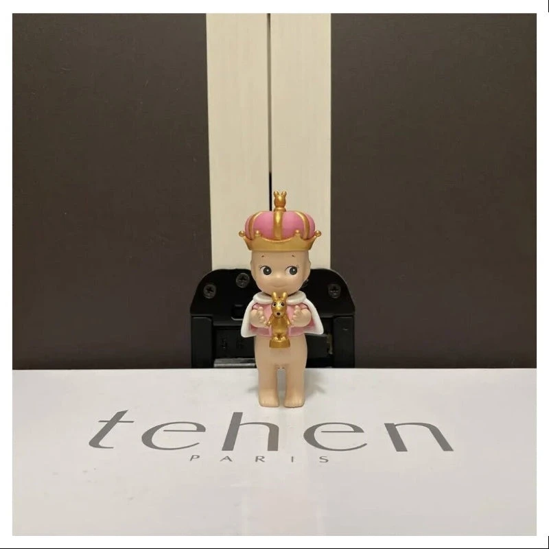 Sonny Angel Congratulations!Limited Pink Crown 3 Sonny Angel Congratulations!Limited Pink Crown - Image 3